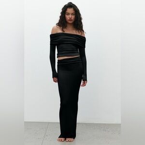 Bayse Eden Maxi Skirt in Black